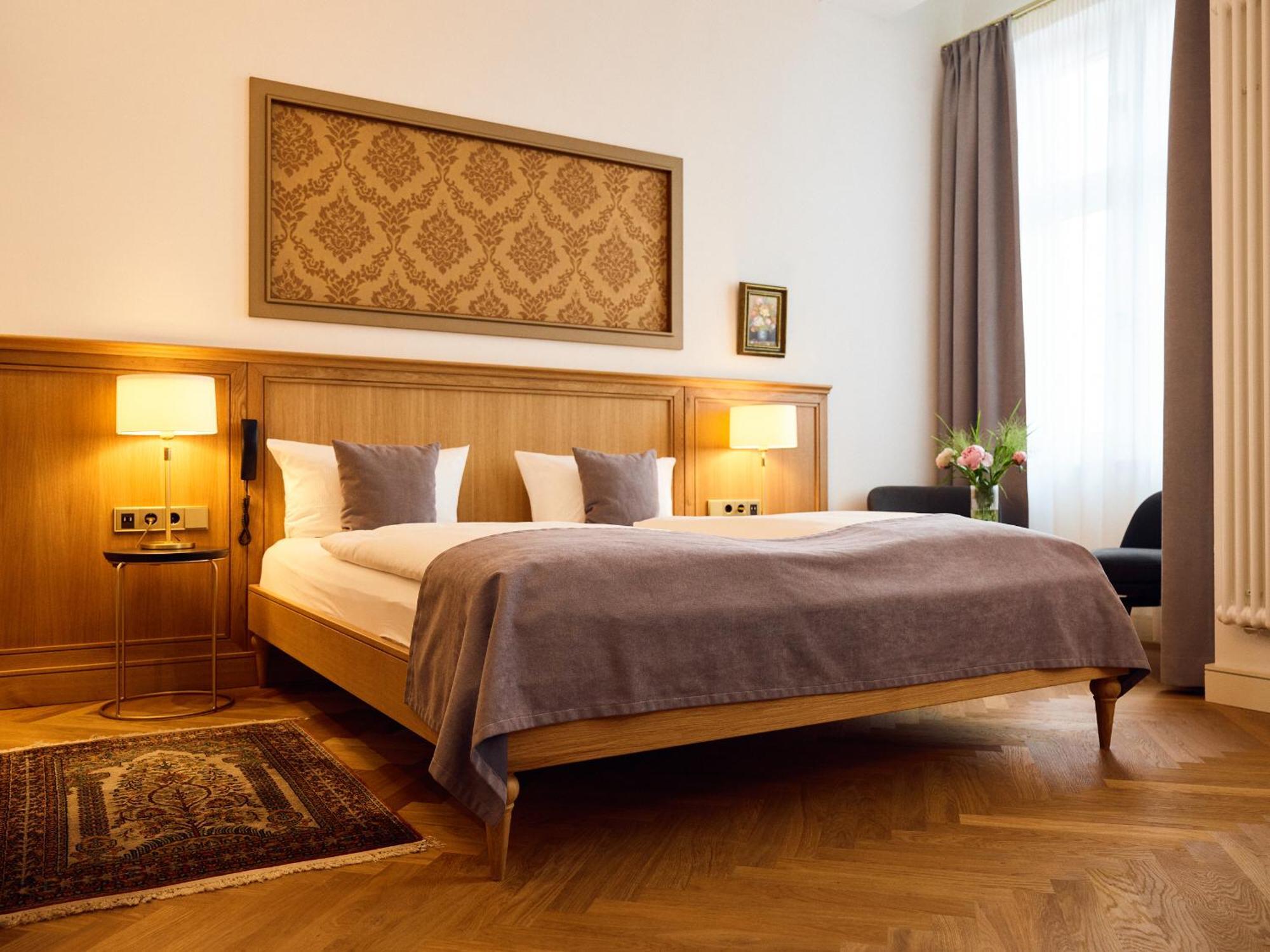 Deluxe Double Room,1545259687:JPEG